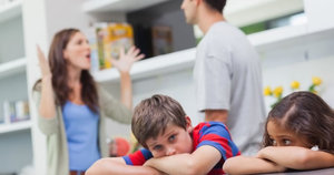 Авторитарный стиль воспитания детей