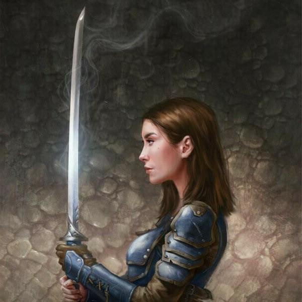 девушка с мечом