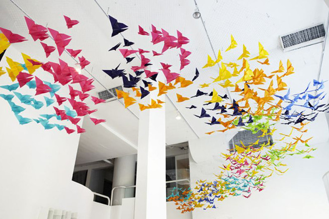 Бабочки оригами в интерьере